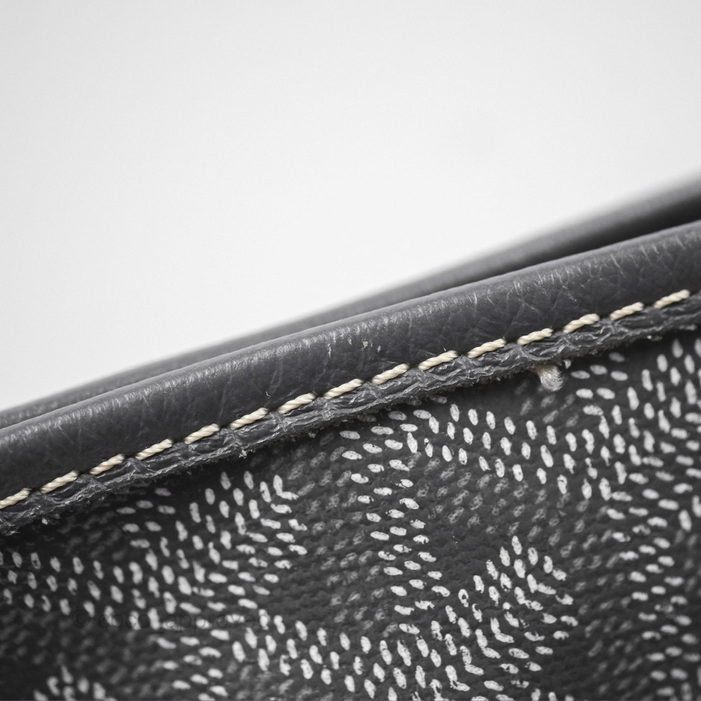 Goyard St Louis Tote PM ⁣⁣⁣⁣⁣⁣⁣⁣⁣⁣⁣⁣⁣⁣⁣⁣⁣⁣⁣⁣Grey