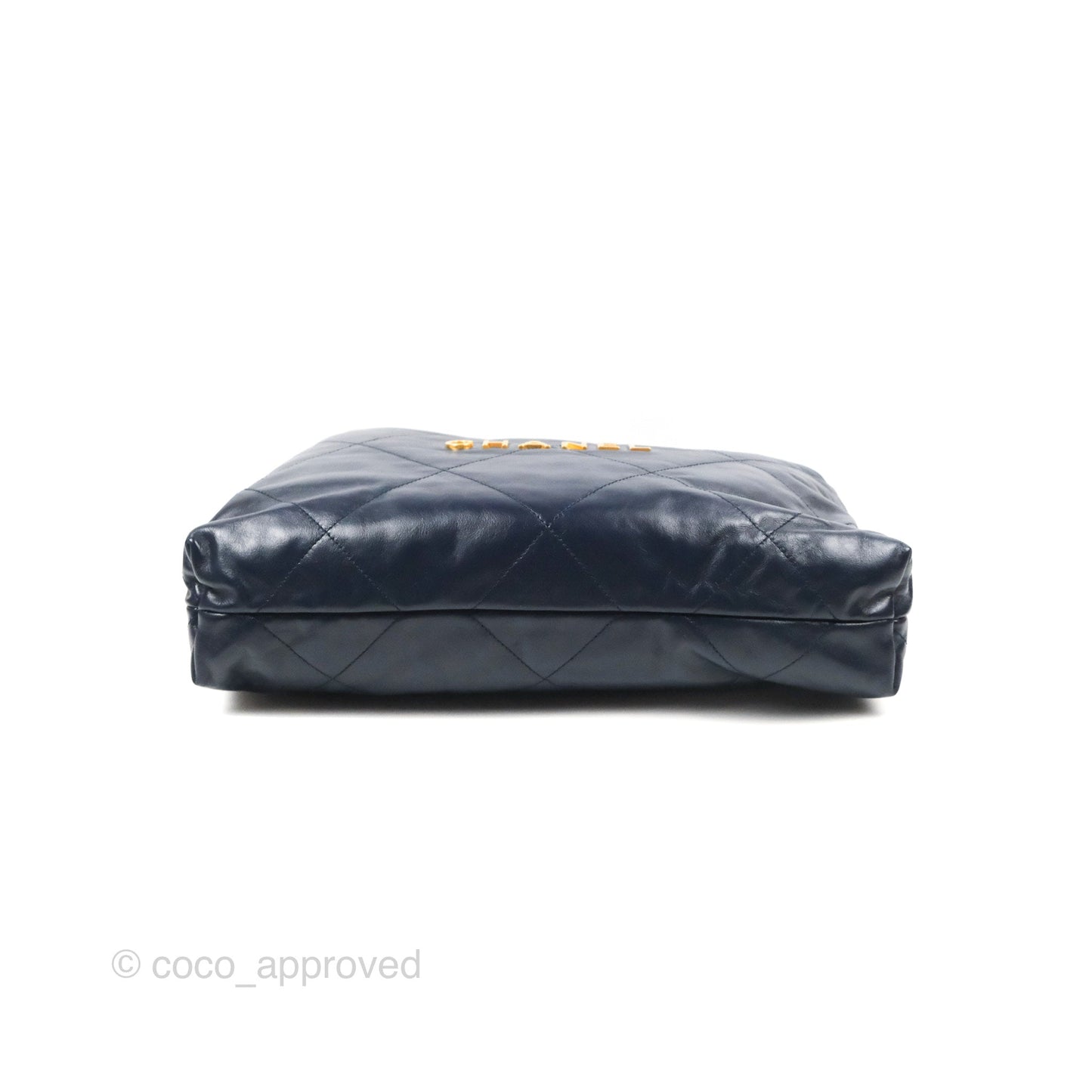 Chanel 22 Medium Navy Shiny Calfskin Aged Gold Hardware