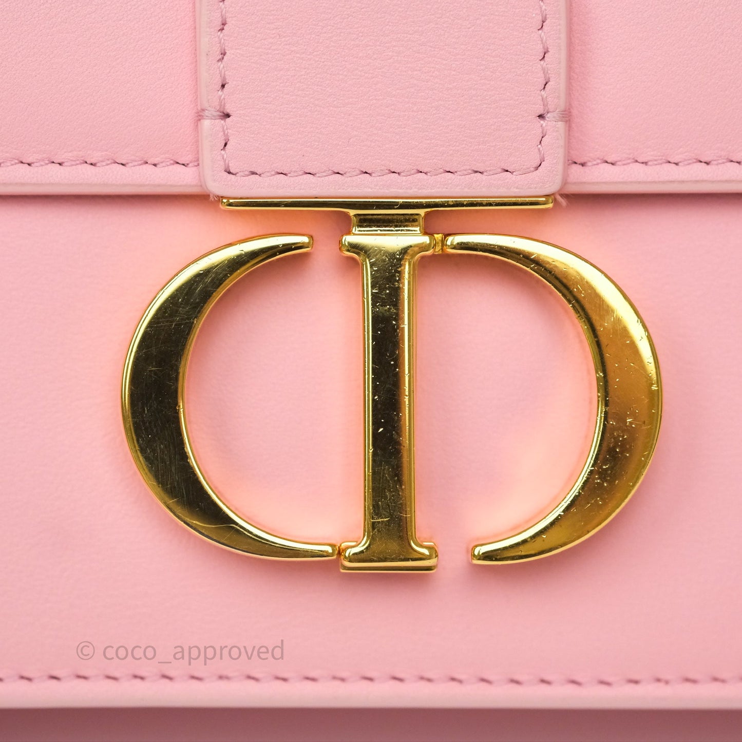Dior 30 Montaigne East-West Chain Bag Pink
