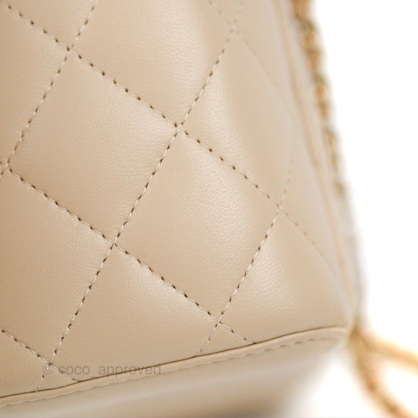 Chanel Vanity Rectangular Top Handle Ecru/Beige Lambskin Gold Hardware 23P