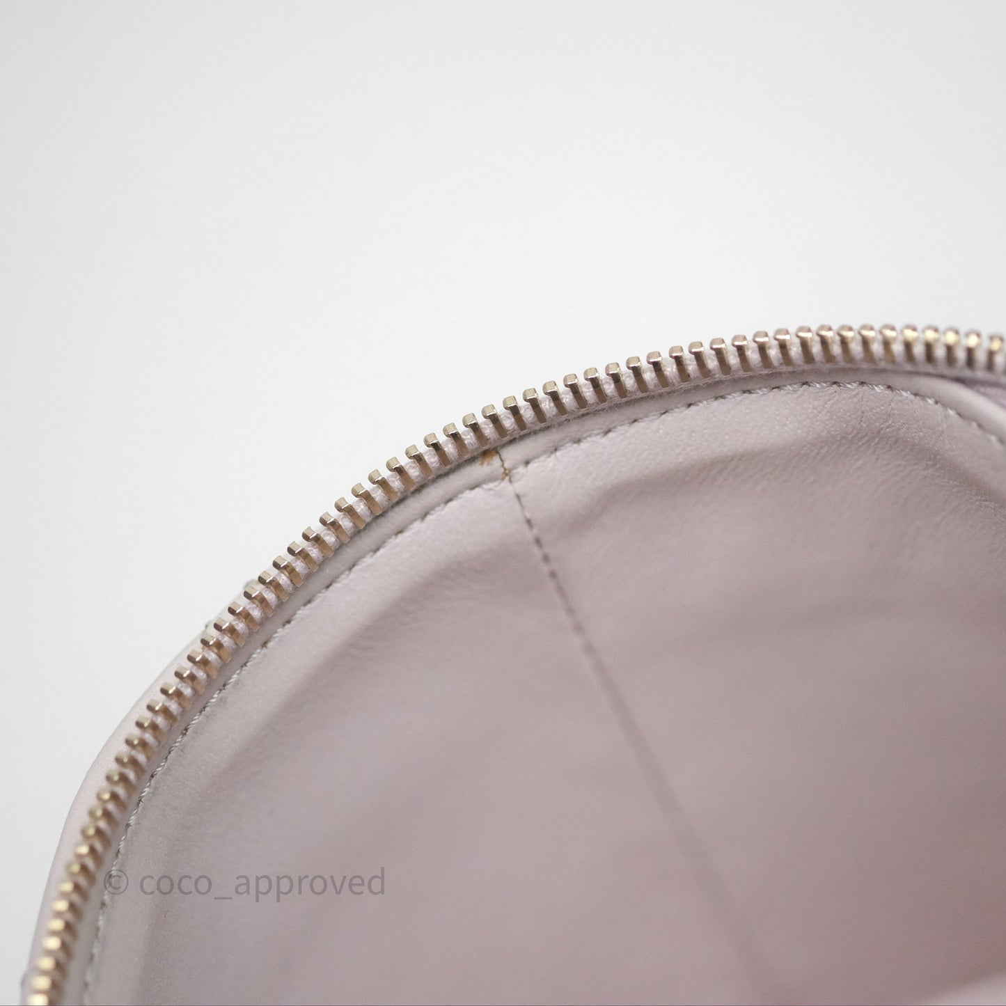 Chanel Trendy CC Vanity Case Lilac Lambskin Gold Hardware
