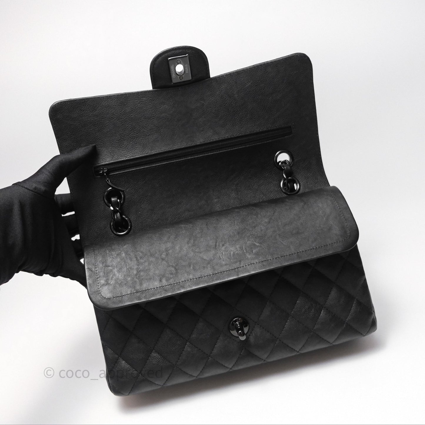 Chanel Classic Quilted M/L Medium Double Flap So Black Calfskin