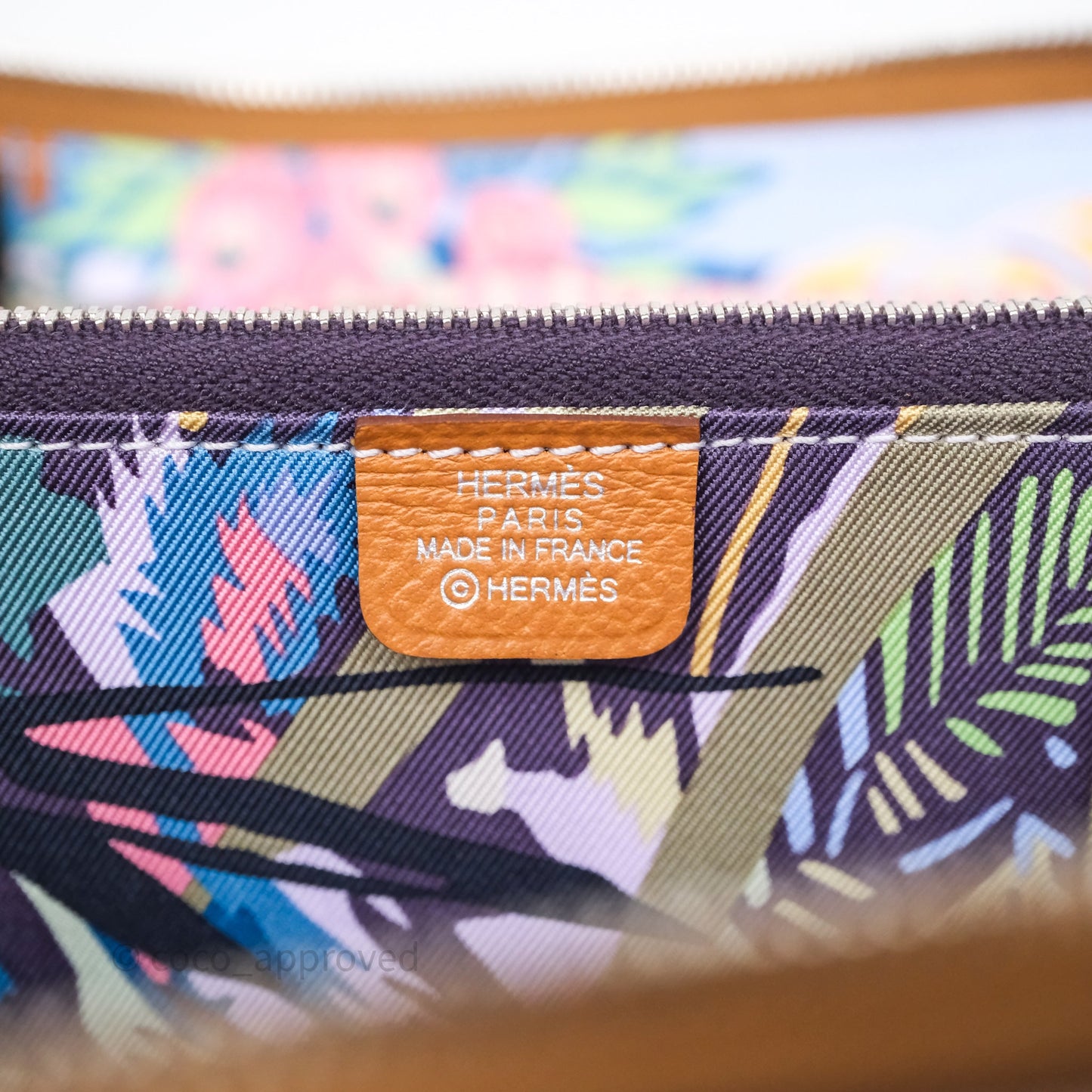 Hermès Silk In Classique Long Wallet Gold Epsom