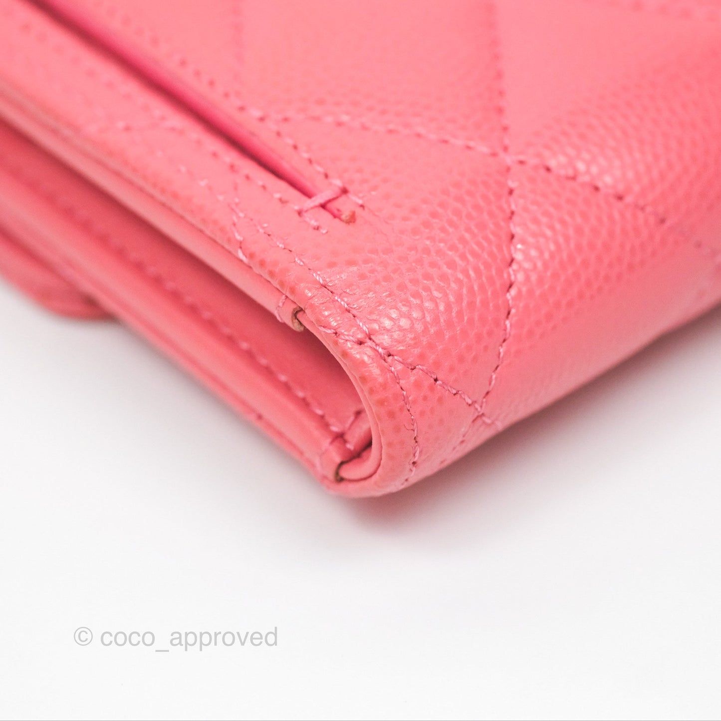 Chanel Classic Short Flap Wallet Pink Caviar Gold Hardware⁣