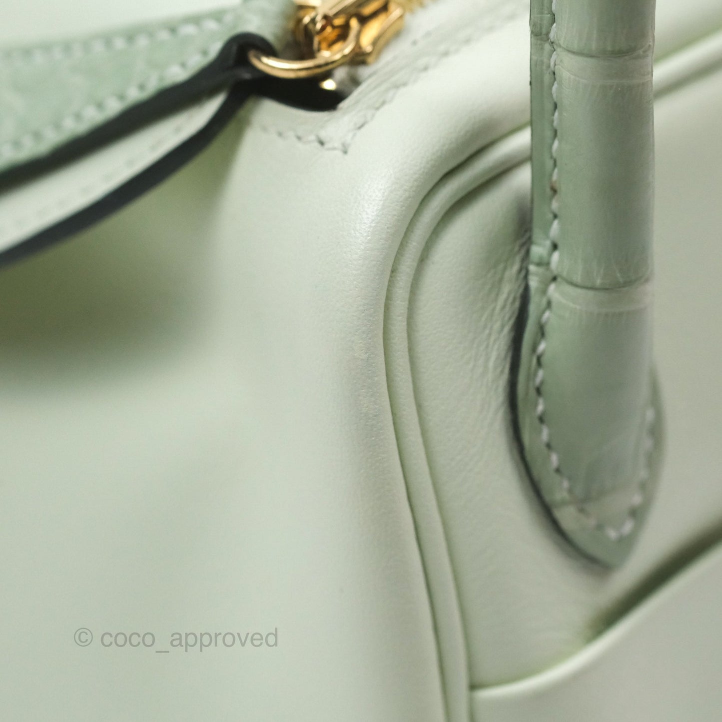 Hermès Mini Lindy Touch Vert Fizz 0S Swift Alligator Handle Gold Hardware