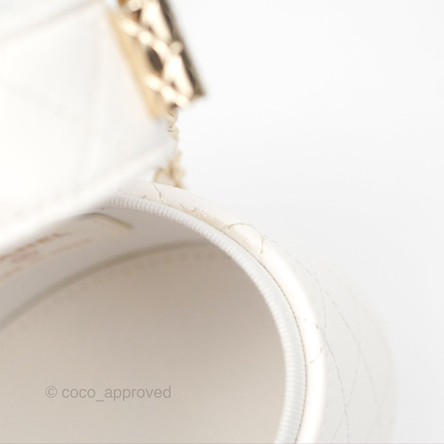 Chanel Quilted Round Vanity Clutch With Chain Lambskin White Gold Hardware