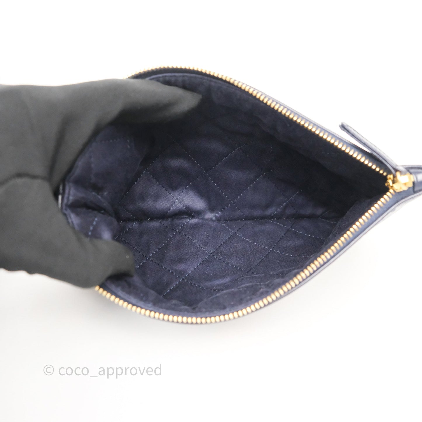 Chanel 22 Medium Navy Shiny Calfskin Aged Gold Hardware