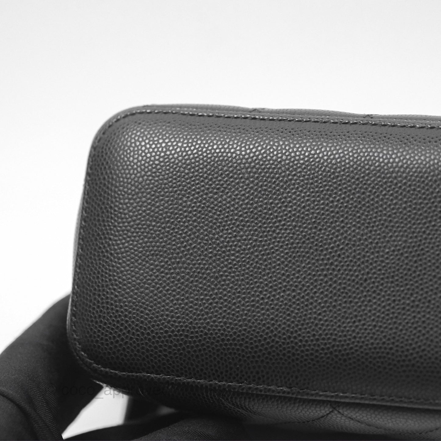 Chanel Vanity Rectangular With Chain Black Caviar Gold Hardware