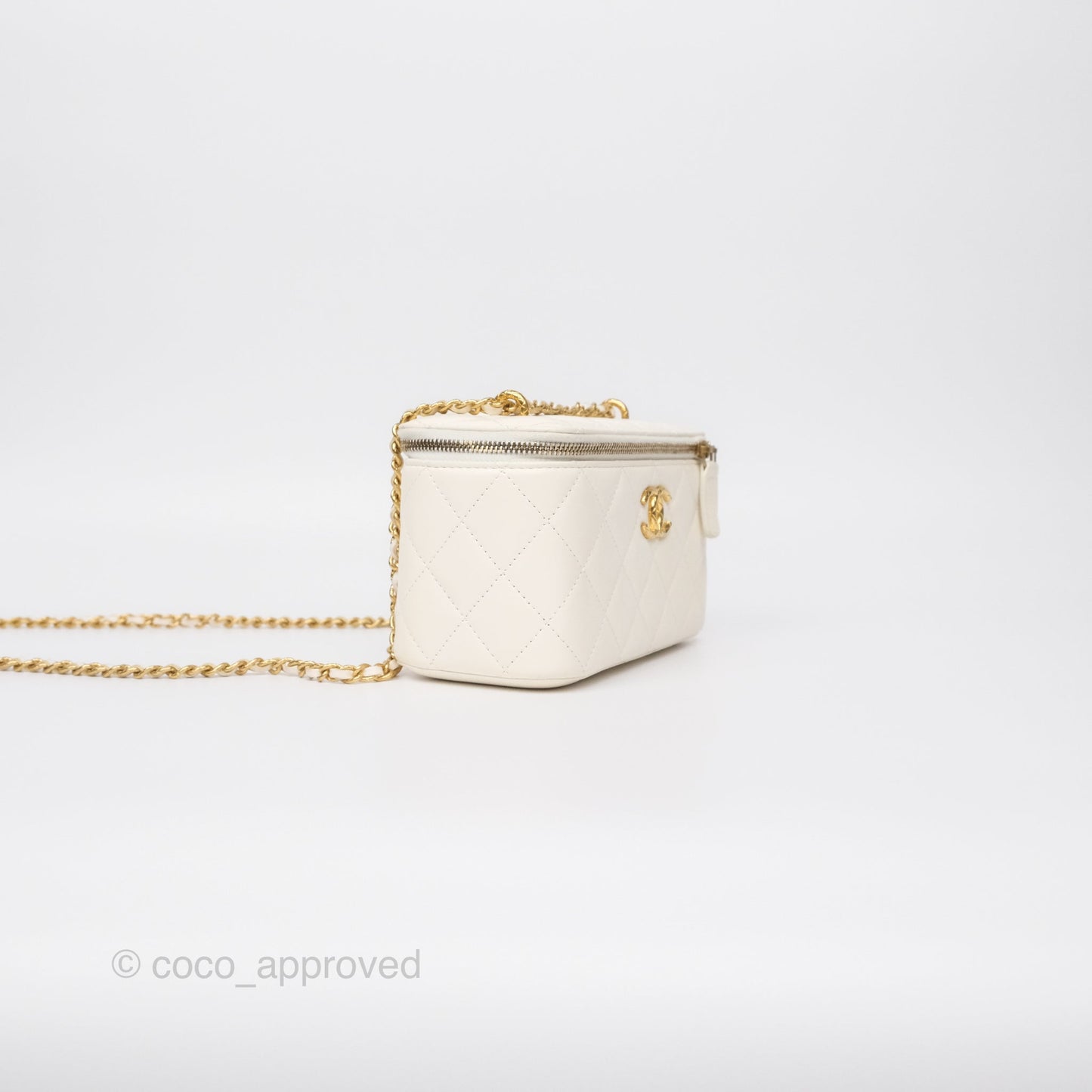Chanel Vanity with Double Chain White Shiny Lambskin 23C