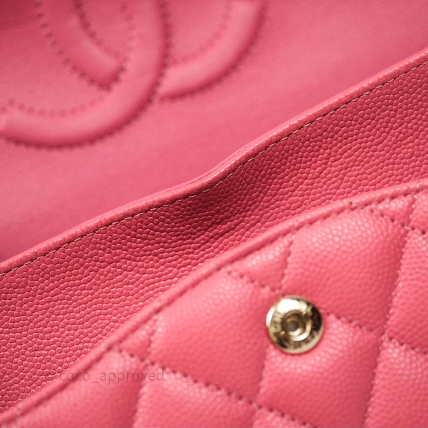 Chanel Classic M/L Medium Flap Quilted Pink Caviar Gold Hardware