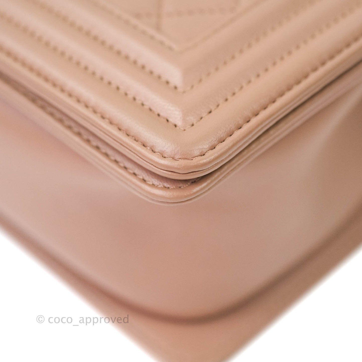 Chanel Quilted Medium Lambskin Boy Flap Pink Aged Gold Hardware