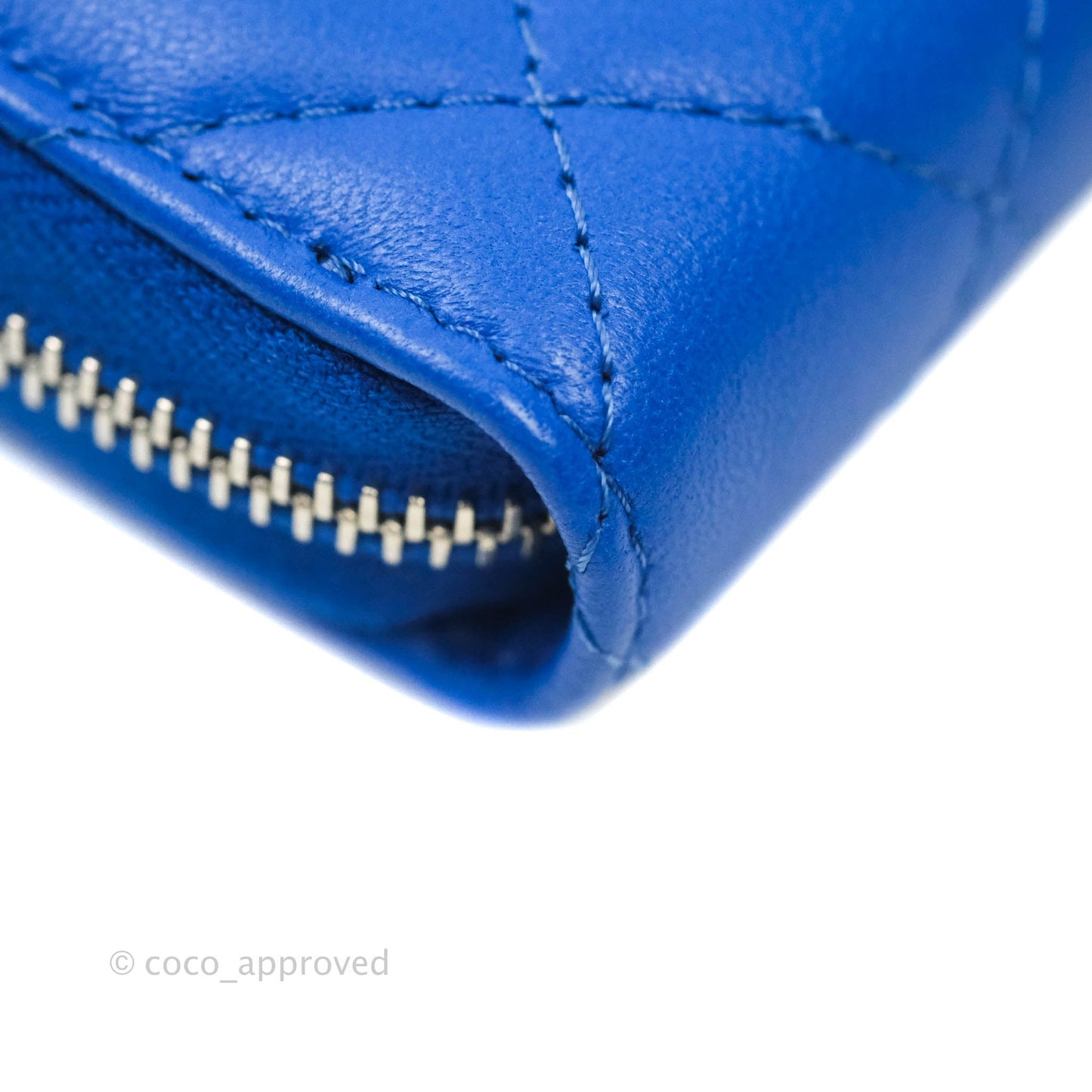 Chanel Classic Quilted Medium Zip Wallet Blue Lambskin Silver Hardware