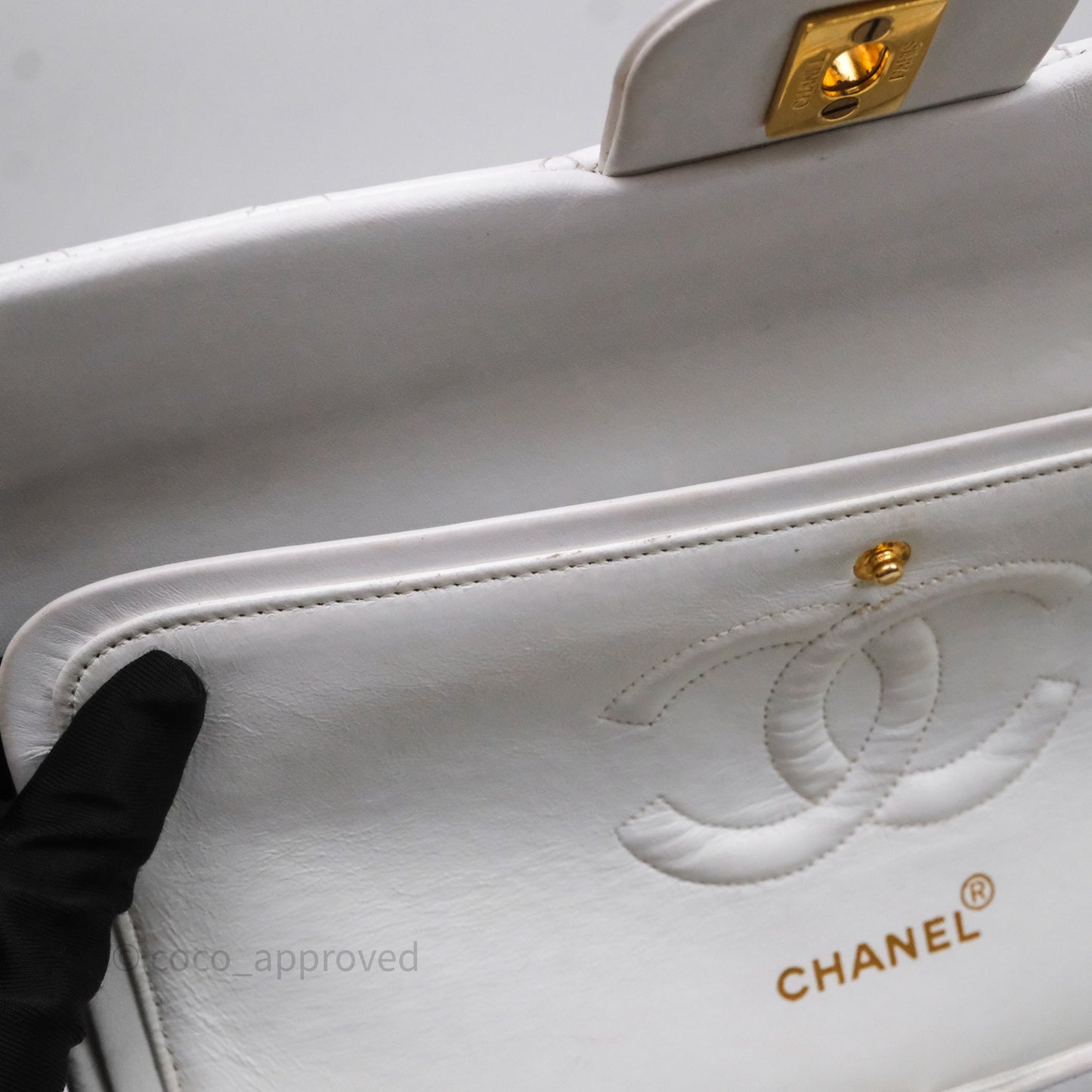 Chanel Classic Vintage Double Flap M/L White Lambskin 24K Gold Hardware