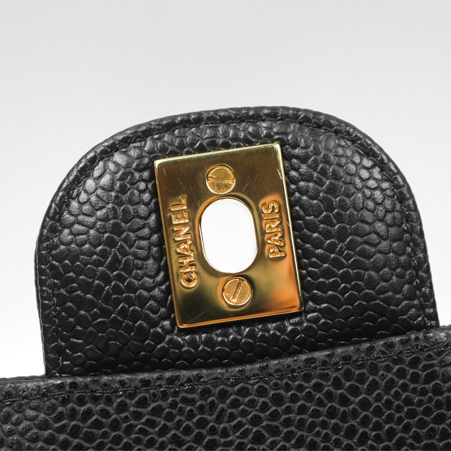 Chanel Classic M/L Medium Flap Quilted Black Caviar Gold Hardware