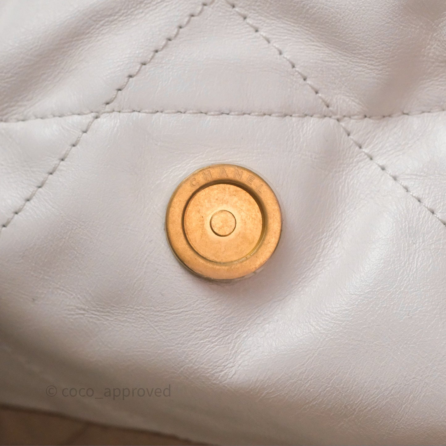 Chanel 22 Small White Shiny Calfskin Aged Gold Hardware