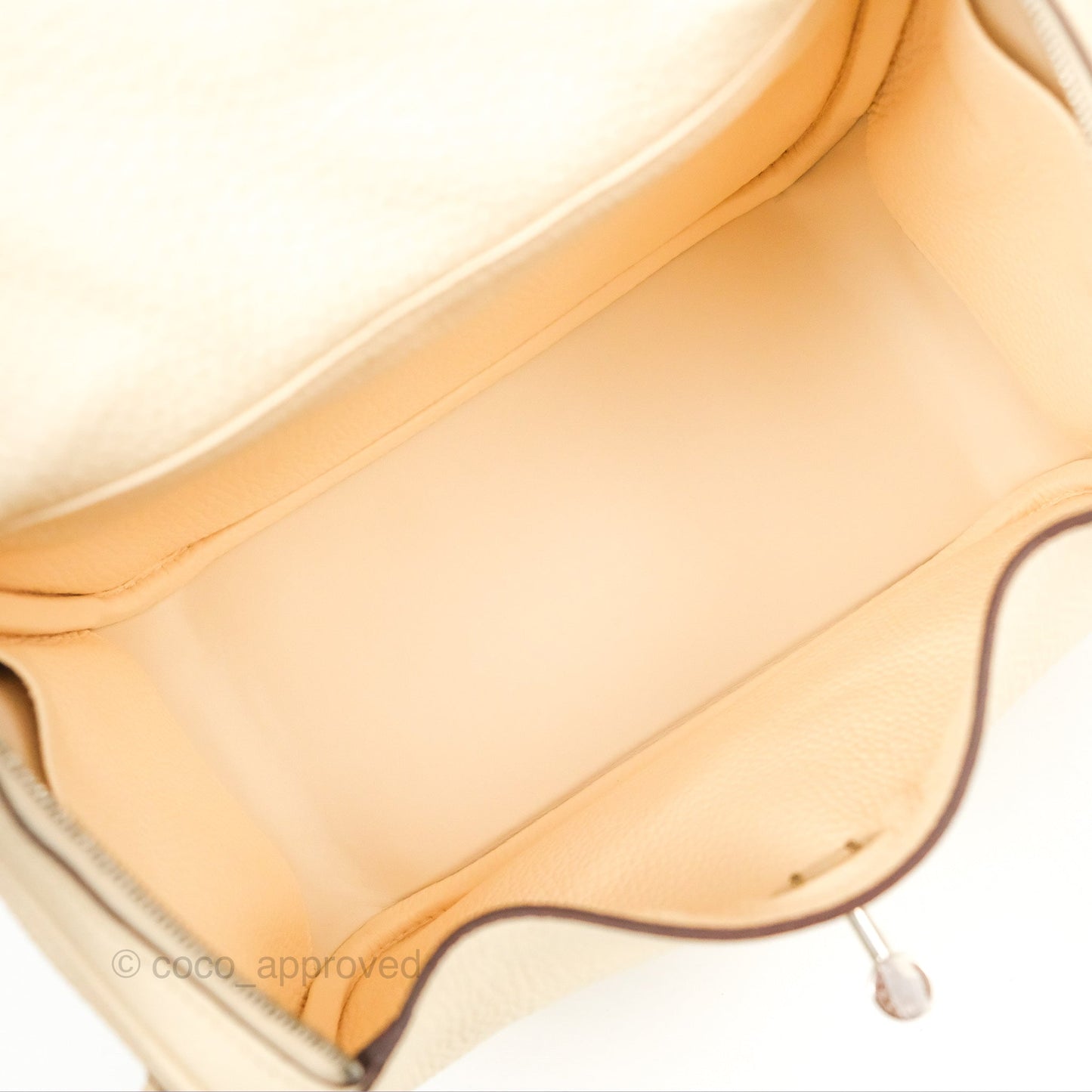 Hermès Lindy 26 Nata Taurillon Clemence Silver Hardware