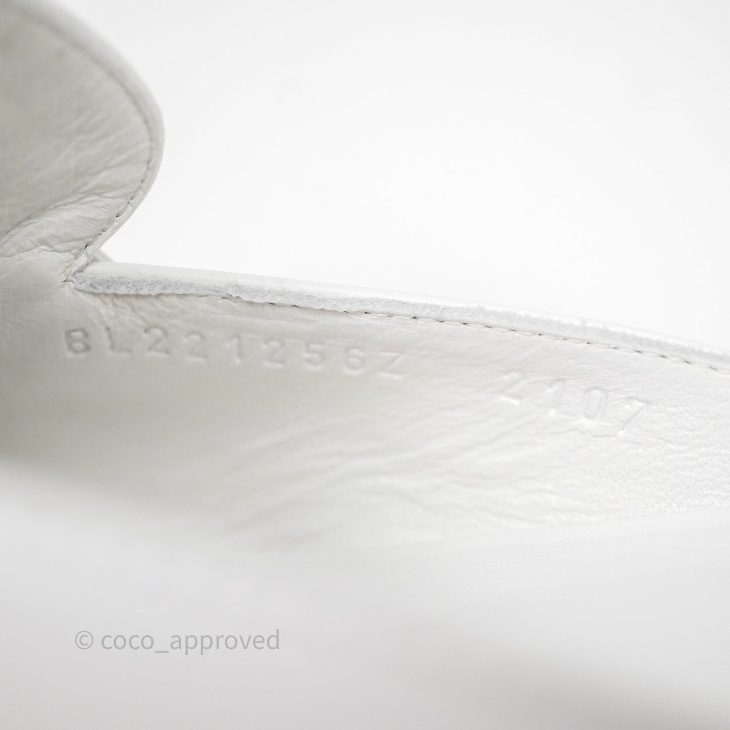 Hermès Oz Velvet Mules White Calfskin Gold Hardware Size 36.5