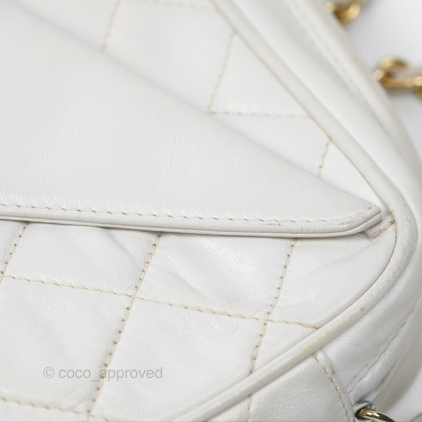 Chanel Vintage Small Camera Bag White Lambskin Gold Hardware