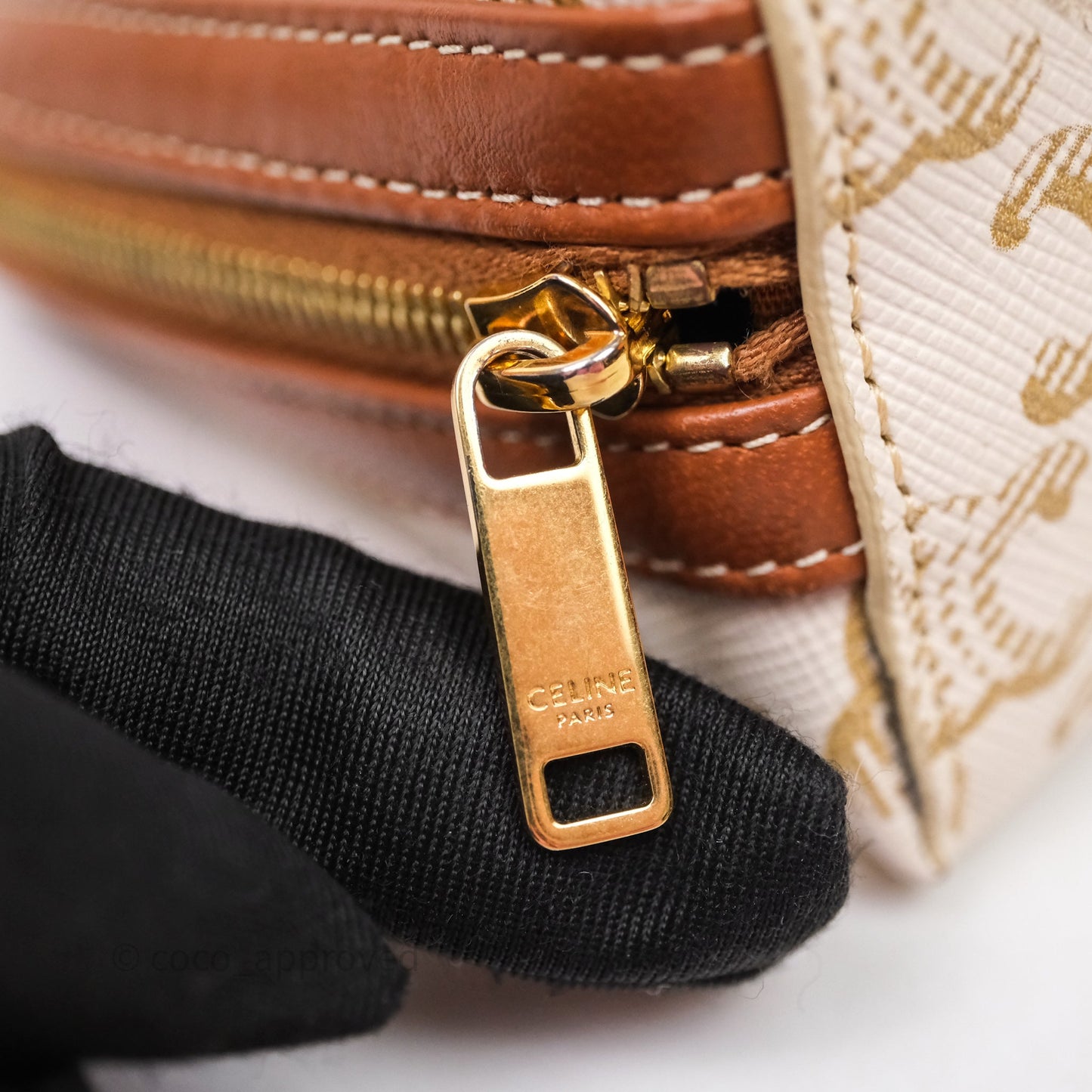 Celine Clutch With Chain Triomphe Canvas Lambskin White/Tan
