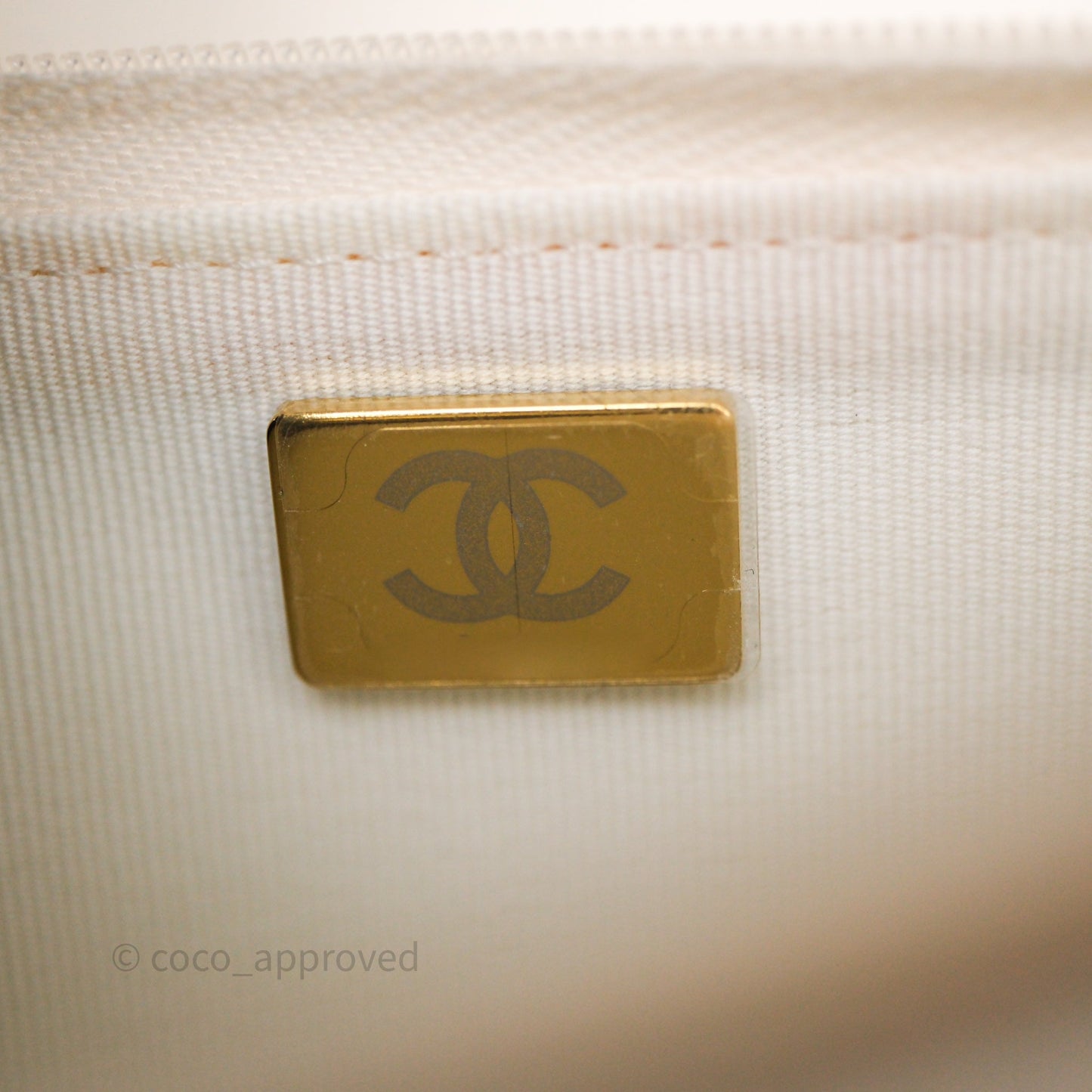 Chanel Coco Heart Chain WOC Ivory White Lambskin Aged Gold Hardware 22K