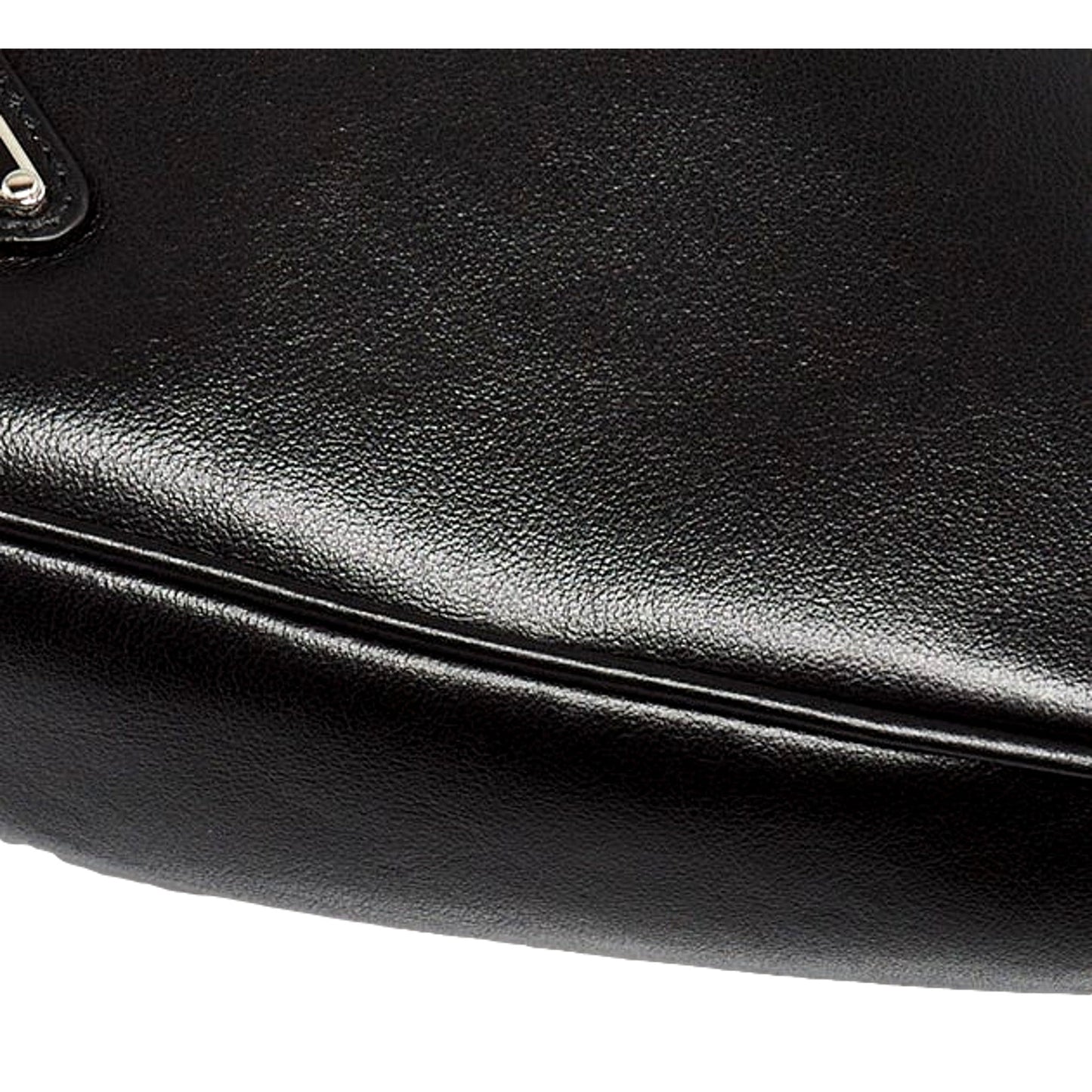 Luxury PradaGrace Triangle Leather Pouch Clutch Bag with Embossed Logo