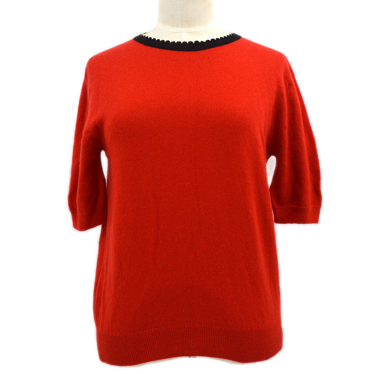 Luxury Chanel trimmed neck cashmere T-shirt