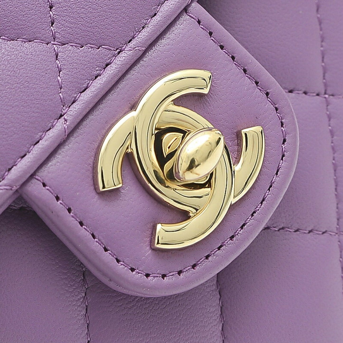 Luxury Chanel Matelasse Heart Chain Shoulder Bag Lambskin Purple AP2784