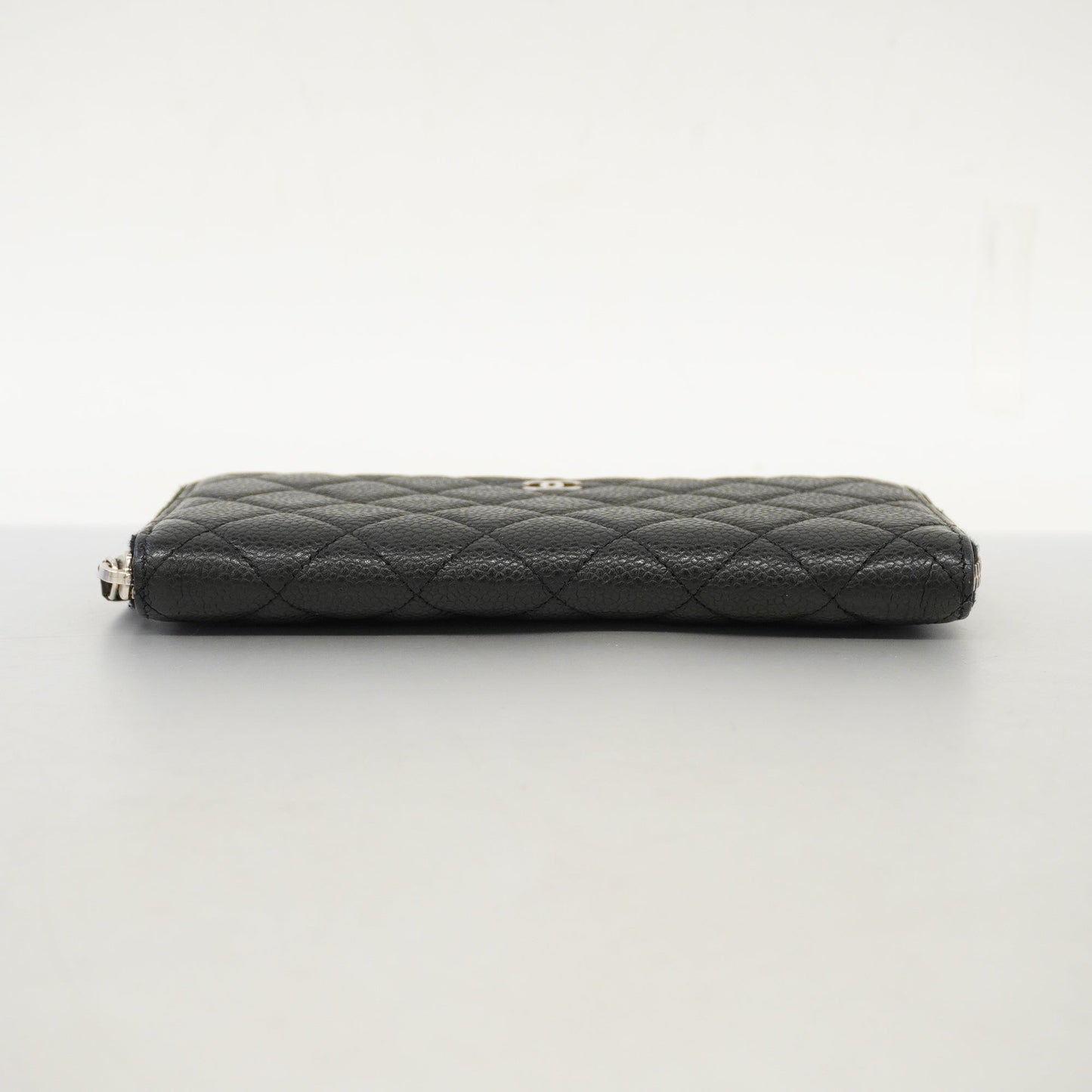 Luxury Chanel  Matelasse Bi-fold Long Wallet Silver Metal Fittings Women's
