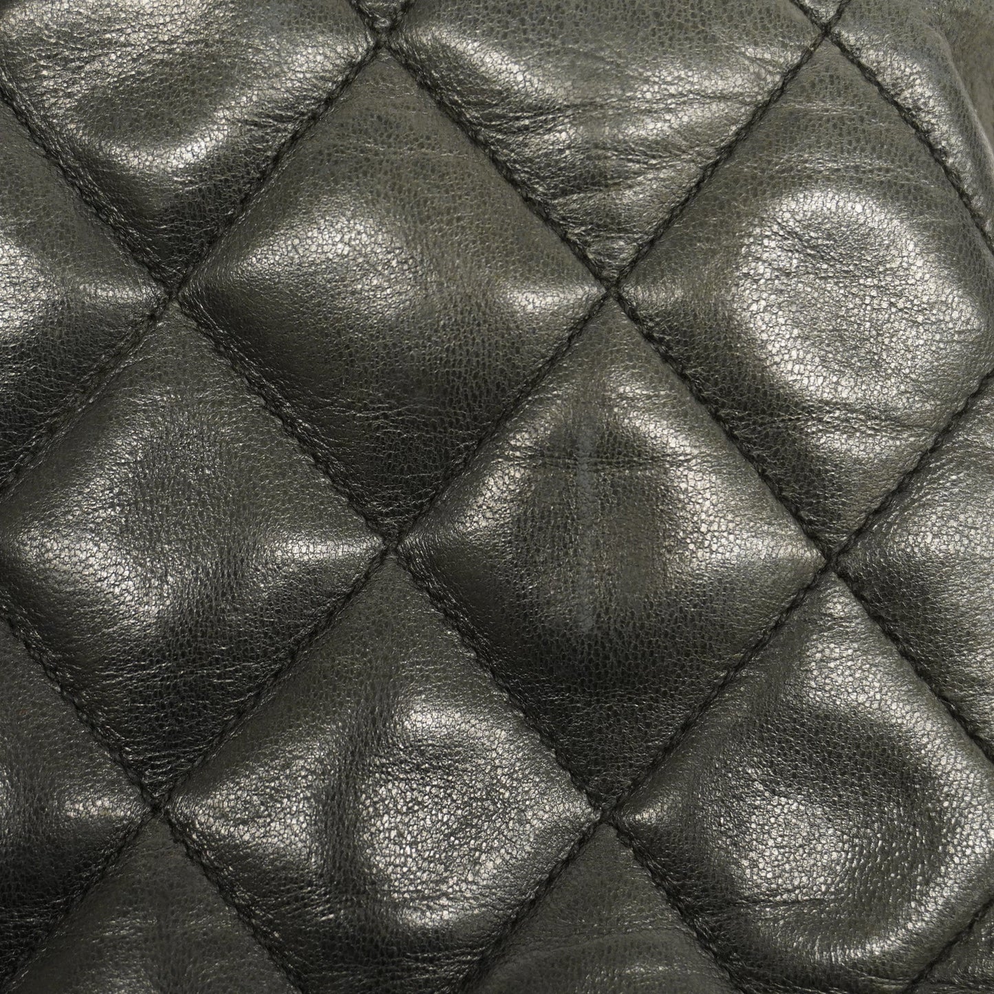 CHANEL  Matelasse Chain Shoulder With Fringes Leather Shoulder Bag Black