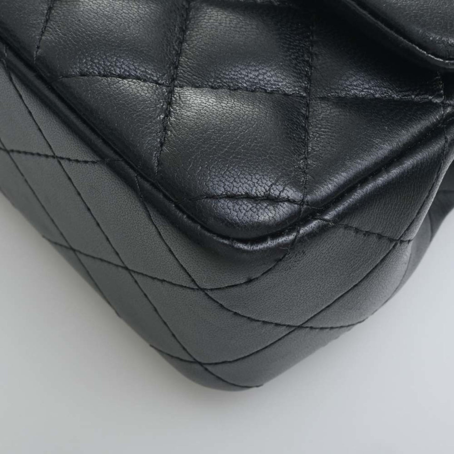 Luxury Chanel Lambskin Matelasse Coco Mark Chain Shoulder Bag A69900 Black Ladies