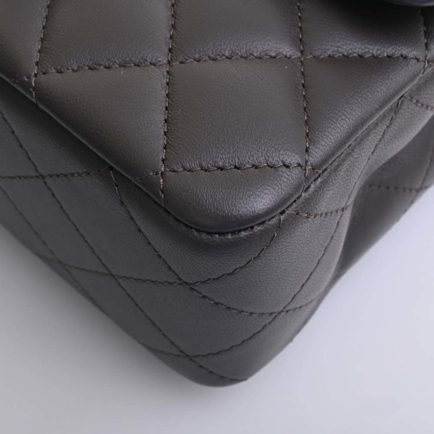 Luxury Chanel Lambskin Matelasse Coco Mark Chain Shoulder Bag Brown Women's