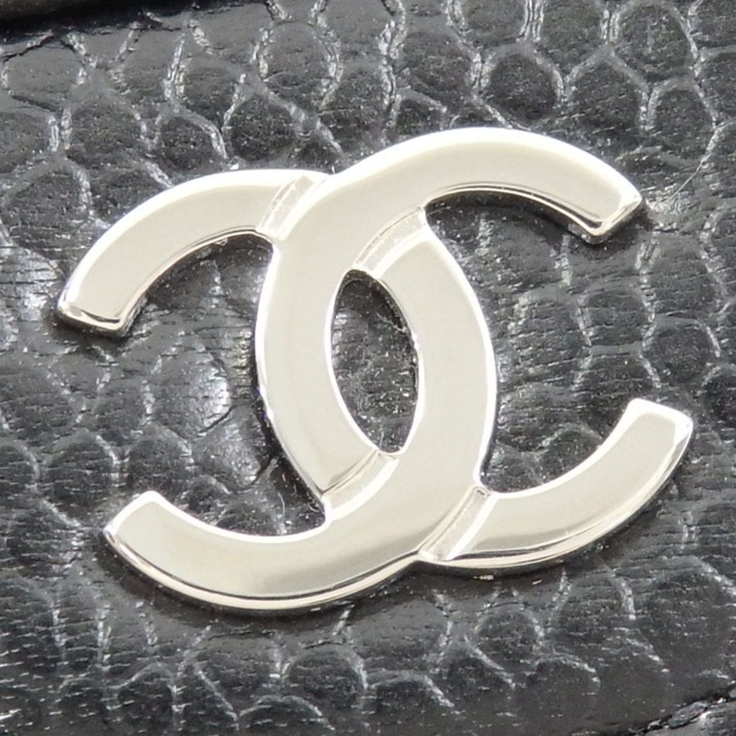 Luxury Chanel Trifold Wallet Matelasse Classic Small Flap Women's Black Caviar Skin AP0230 Leather Coco Mark