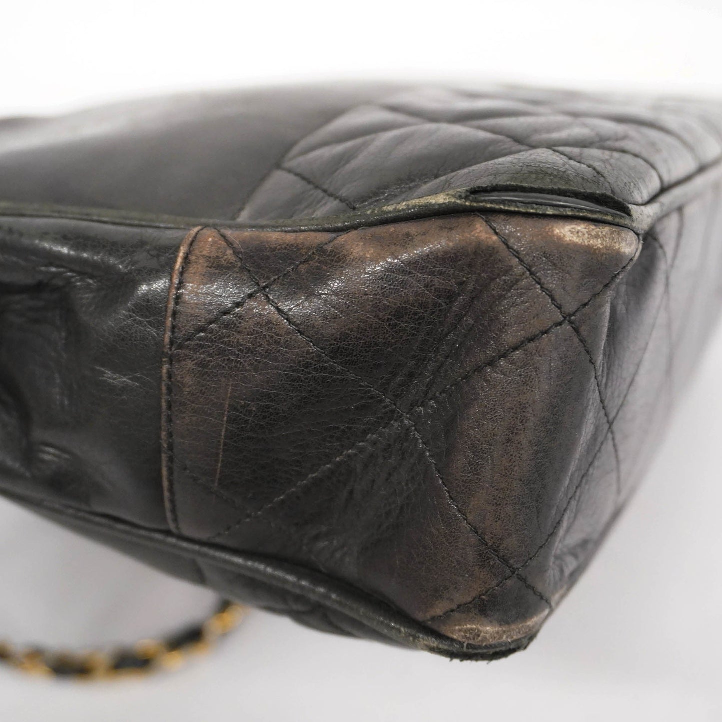 CHANEL  Matelasse Chain Shoulder Women's Leather Shoulder Bag Black