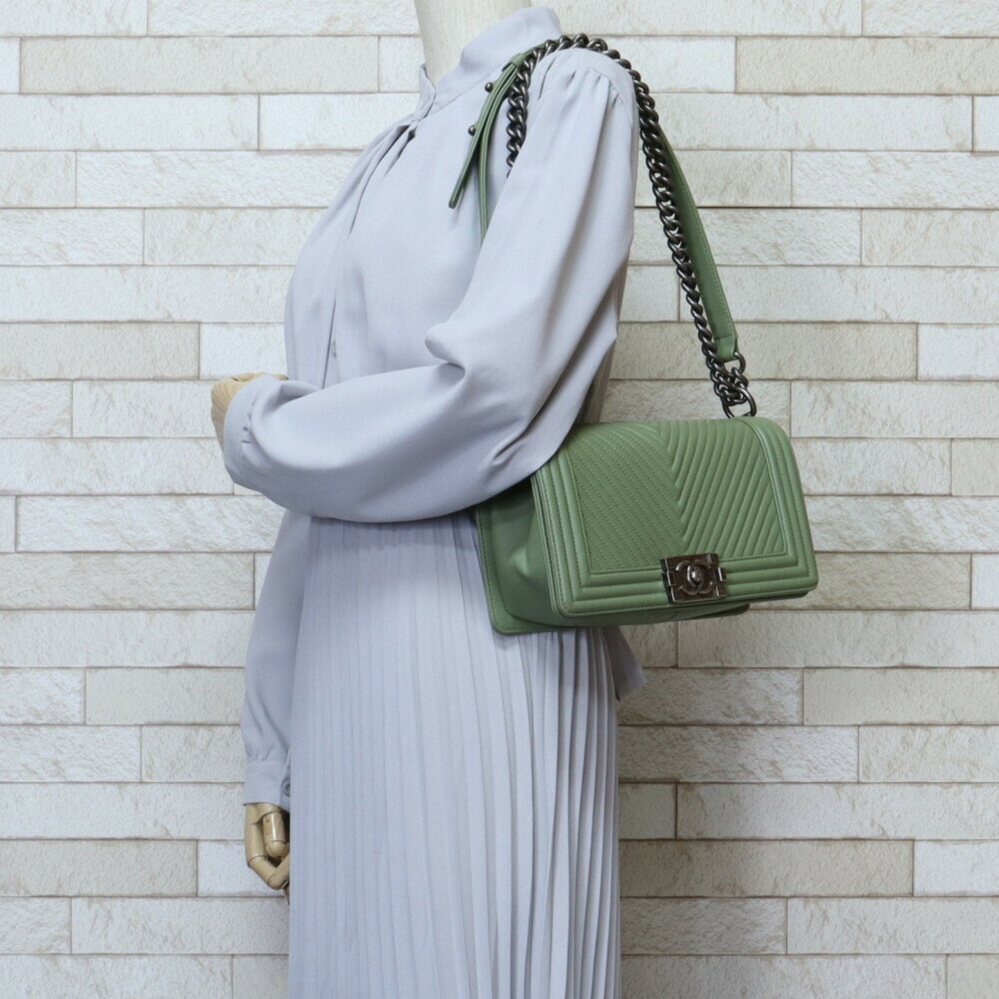 Luxury Chanel Boy  V Stitch Shoulder Bag Lambskin Green Women's