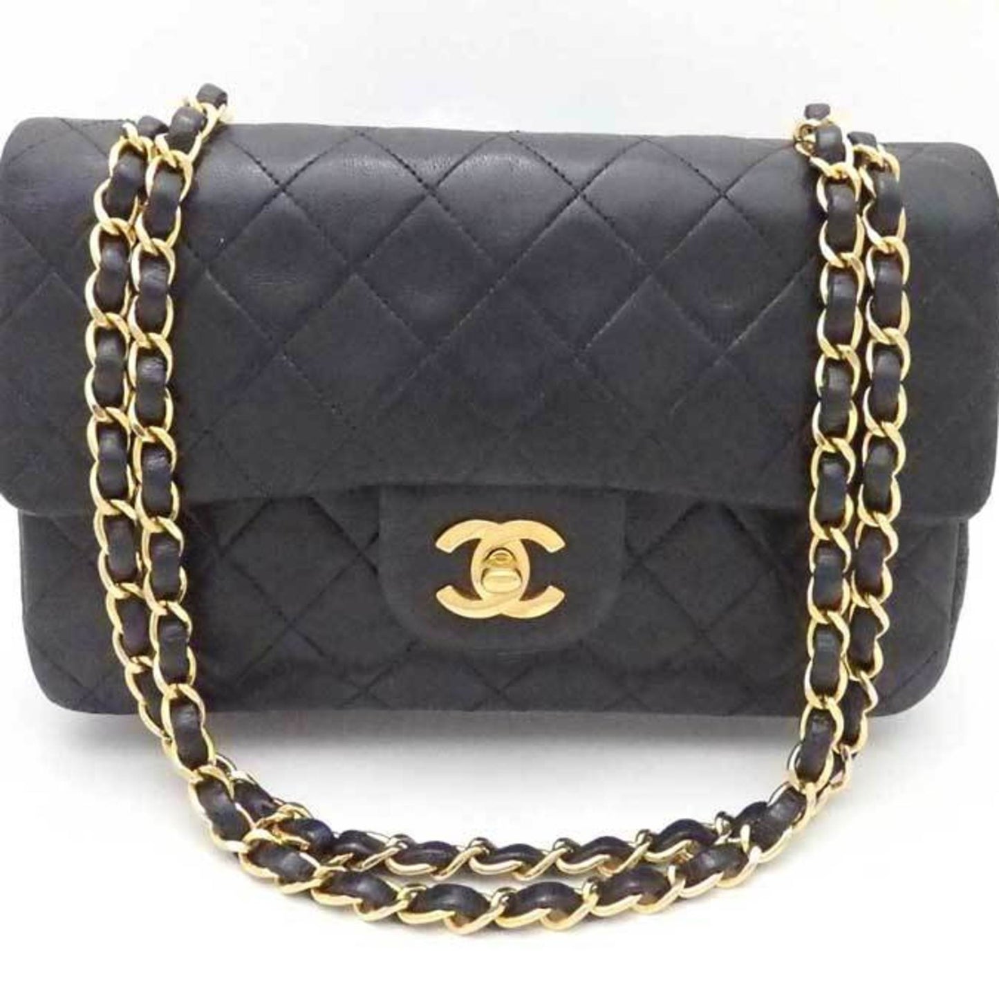 Luxury Chanel shoulder bag matelasse leather / metal black x gold ladies