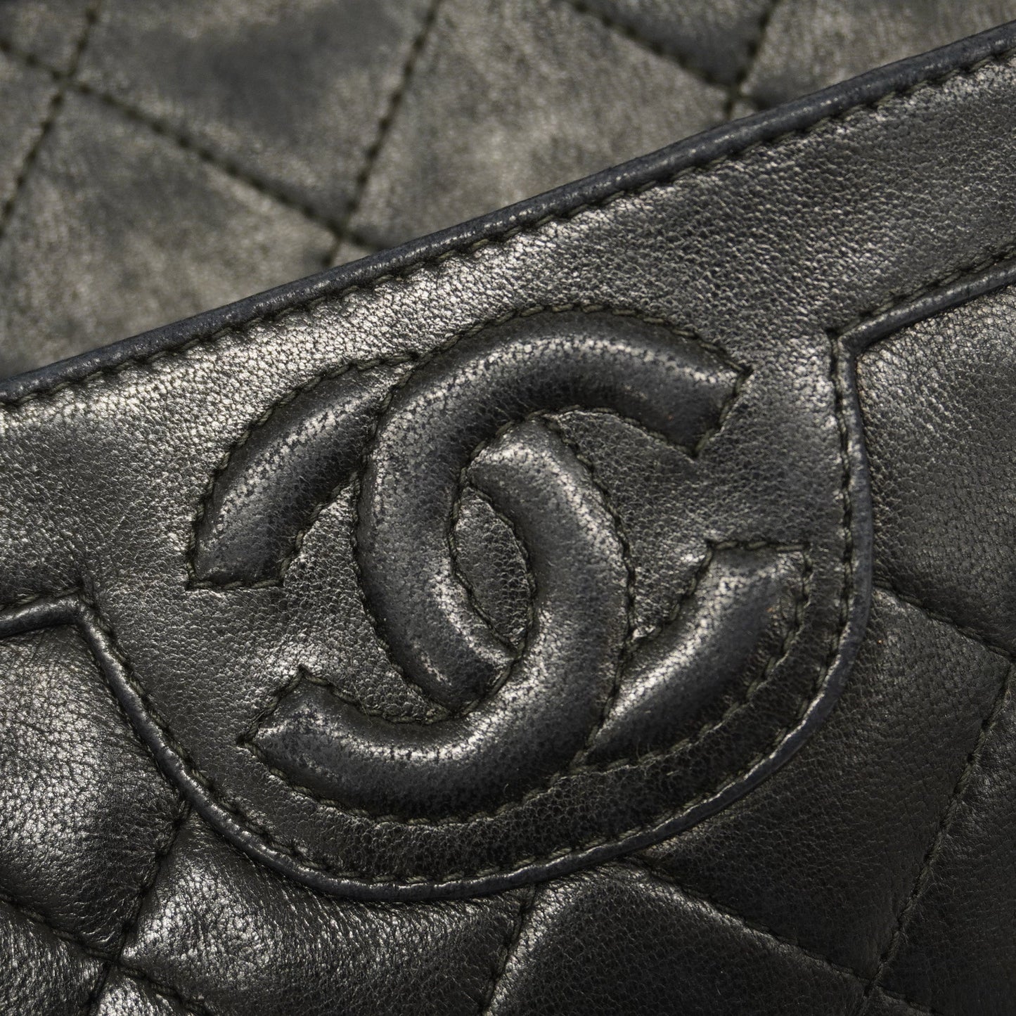 CHANEL  Matelasse Chain Shoulder With Fringes Leather Shoulder Bag Black