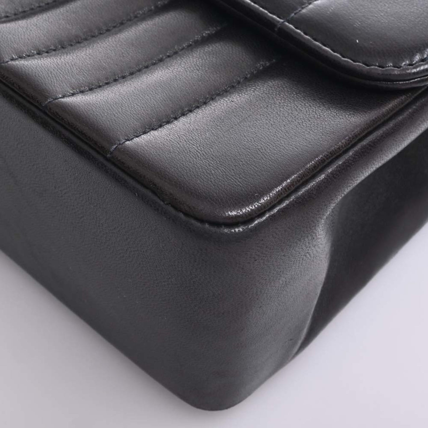 Luxury Chanel Lambskin Mademoiselle Coco Mark Chain Shoulder Bag Black Ladies
