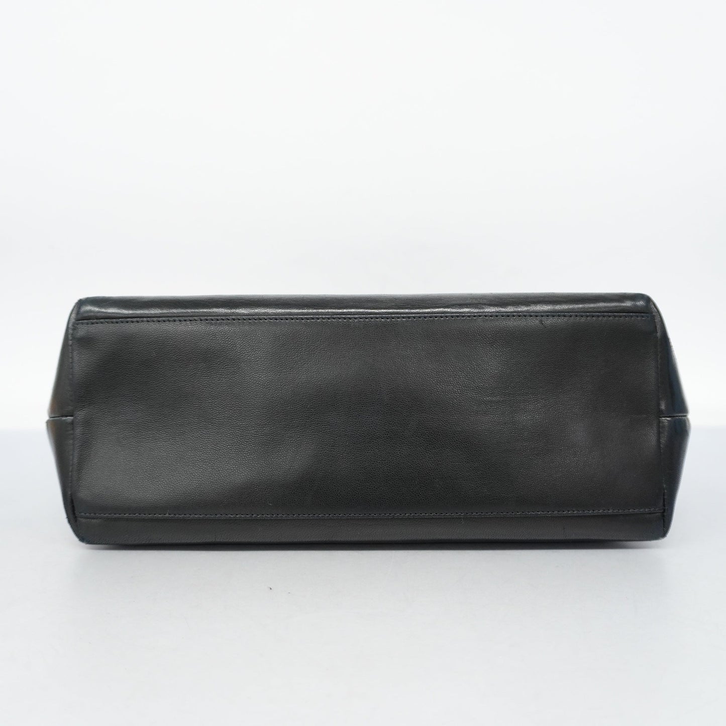 CHANEL  Chain Shoulder Women's Leather Shoulder Bag Black