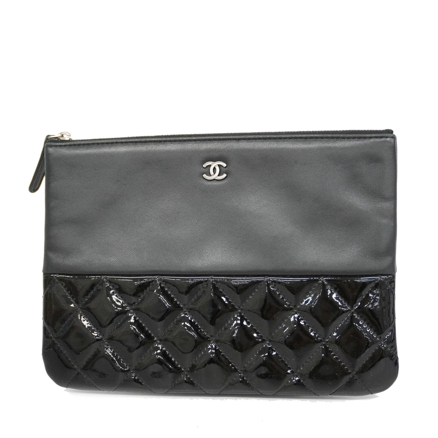 Luxury Chanel  Matelasse Women's Leather,Patent Leather Clutch Bag Black