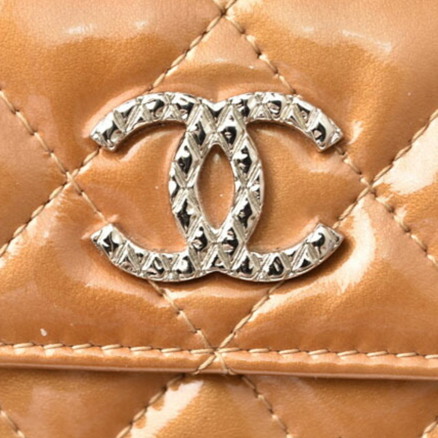 Luxury Chanel Wallet 8694  Folding Double Snap Brilliant Patent Leather Coco Mark Bronze