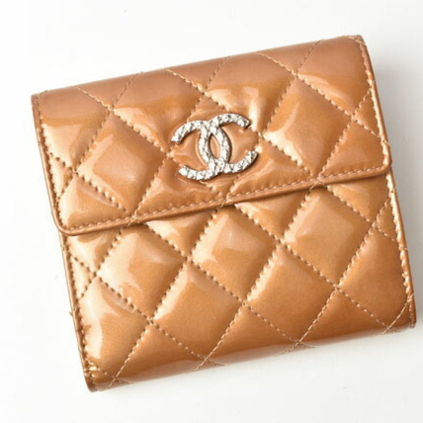 Luxury Chanel Wallet 8694  Folding Double Snap Brilliant Patent Leather Coco Mark Bronze