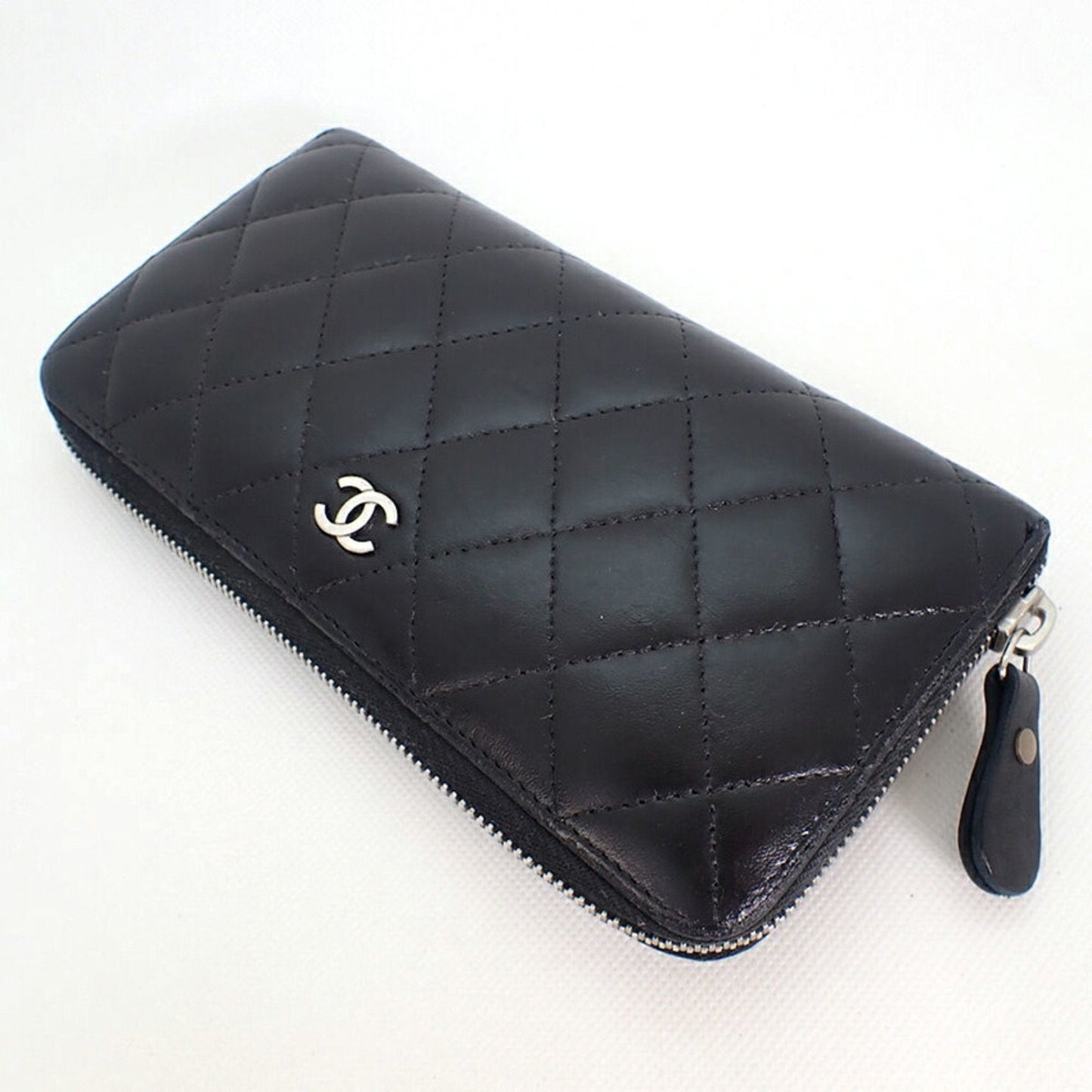 Luxury Chanel caviar skin matelasse black long wallet