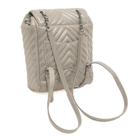Luxury Chanel Chevron V Stitch Rucksack Backpack Leather Silver A91121