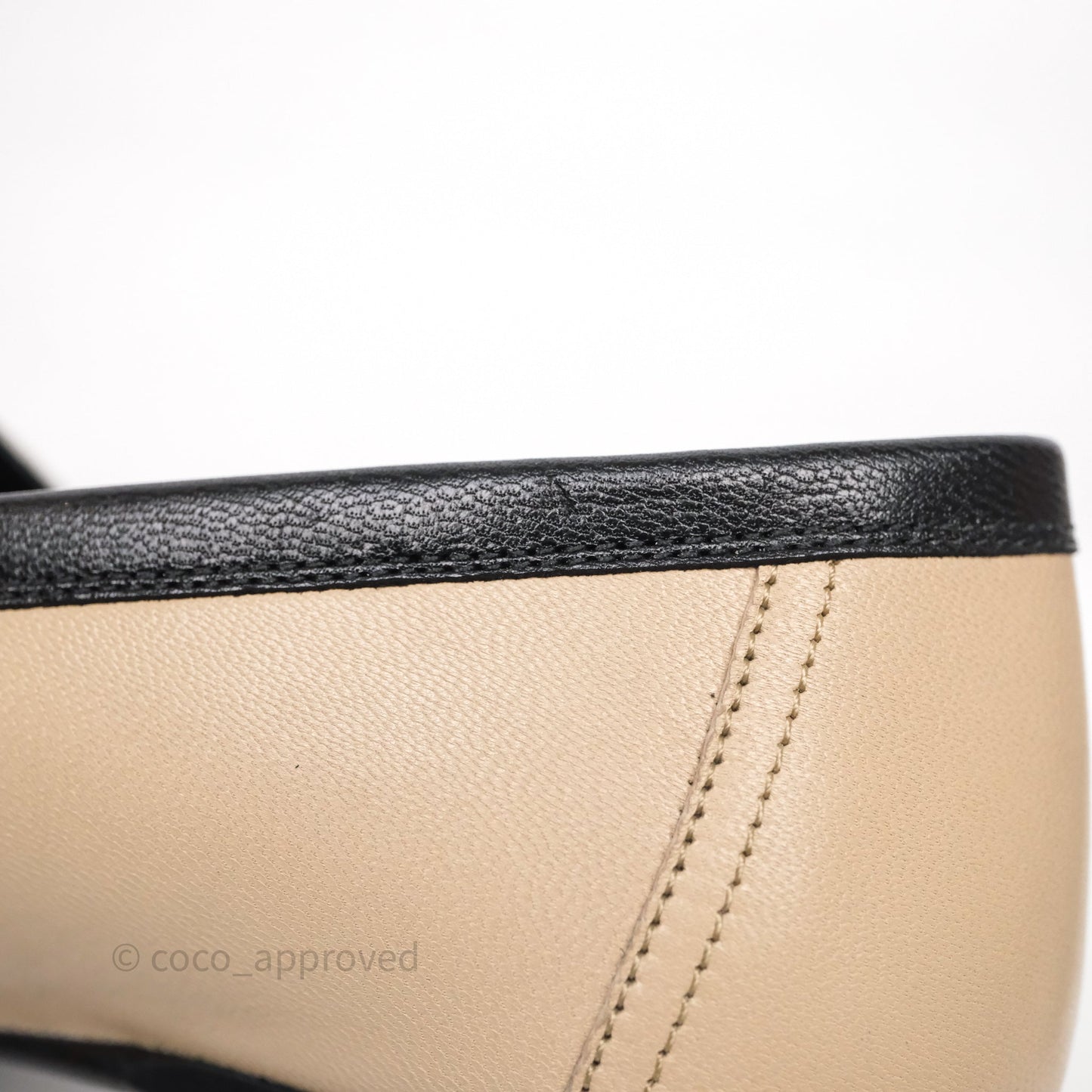 Hermès Royal Loafers Beige Calfskin Black/White Accents Size 37.5