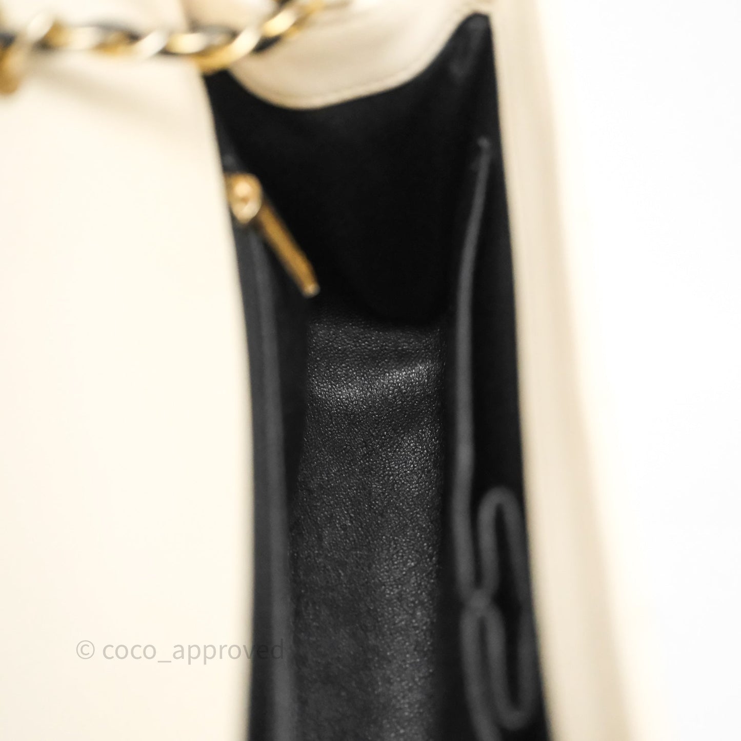 Chanel Quilted Medium CC Filigree Flap White/ Black Caviar