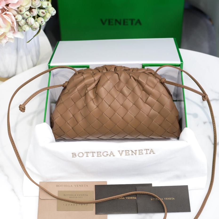 Luxury Bottega Veneta Mini Pouch 22cm Brown Calfskin