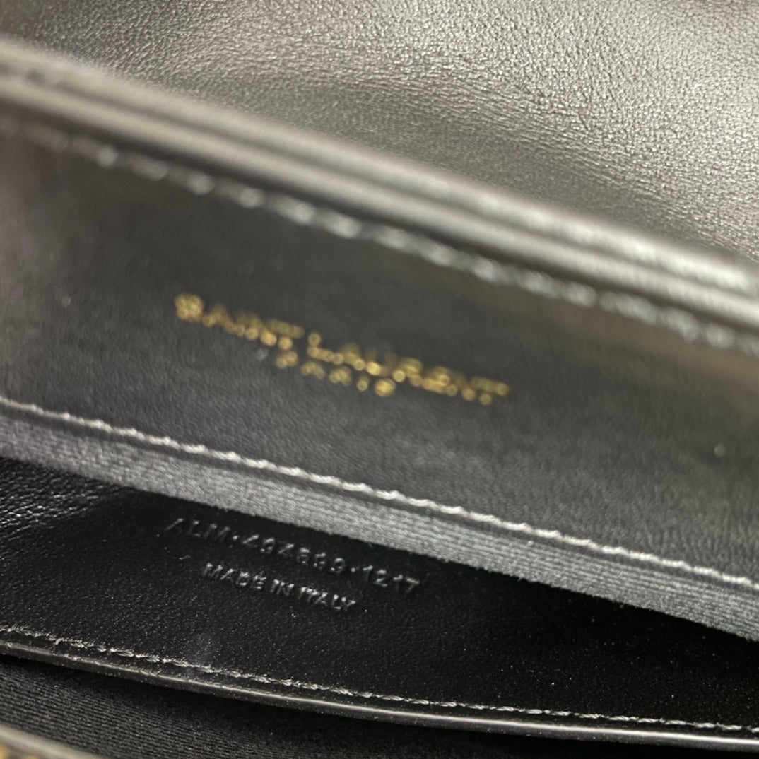 Luxury Saint Laurent LOULOU SMALL 25 IN BLACK LAMBSKIN GOLD HARDWARE