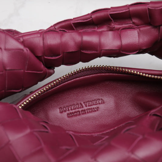 Luxury Bottega Veneta mini jodie 28 burgundy lambskin
