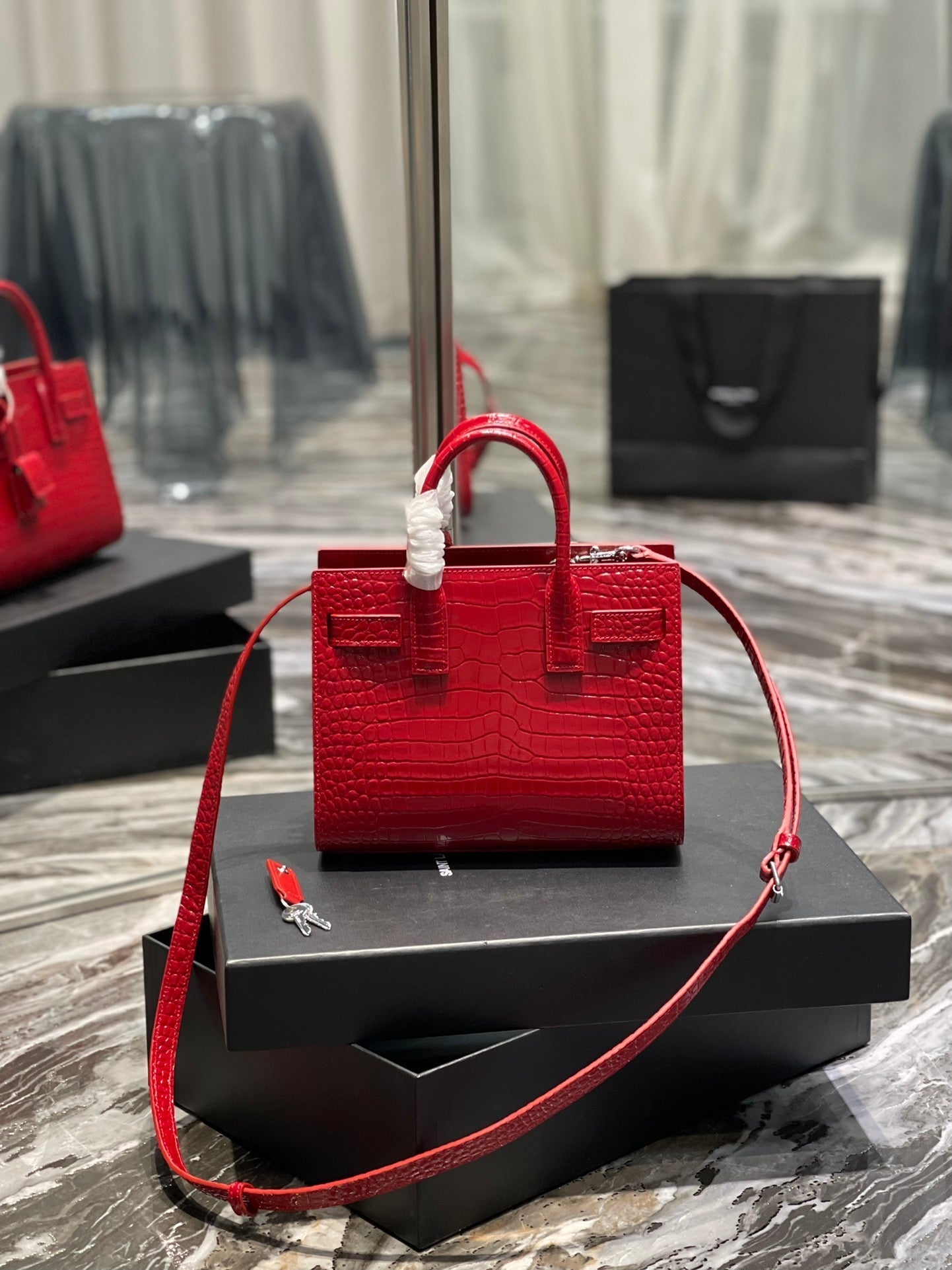 Luxury Saint Laurent SAC DE JOUR NANO 22 RED CALFSKIN GOLD HARDWARE