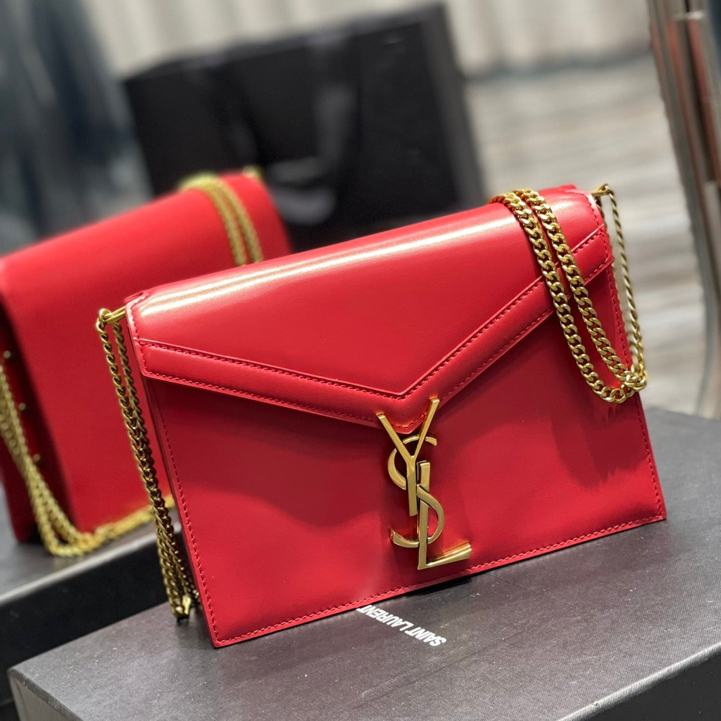 Luxury Saint Laurent CASSANDRA 22 CHAIN BAG RED CALFSKIN